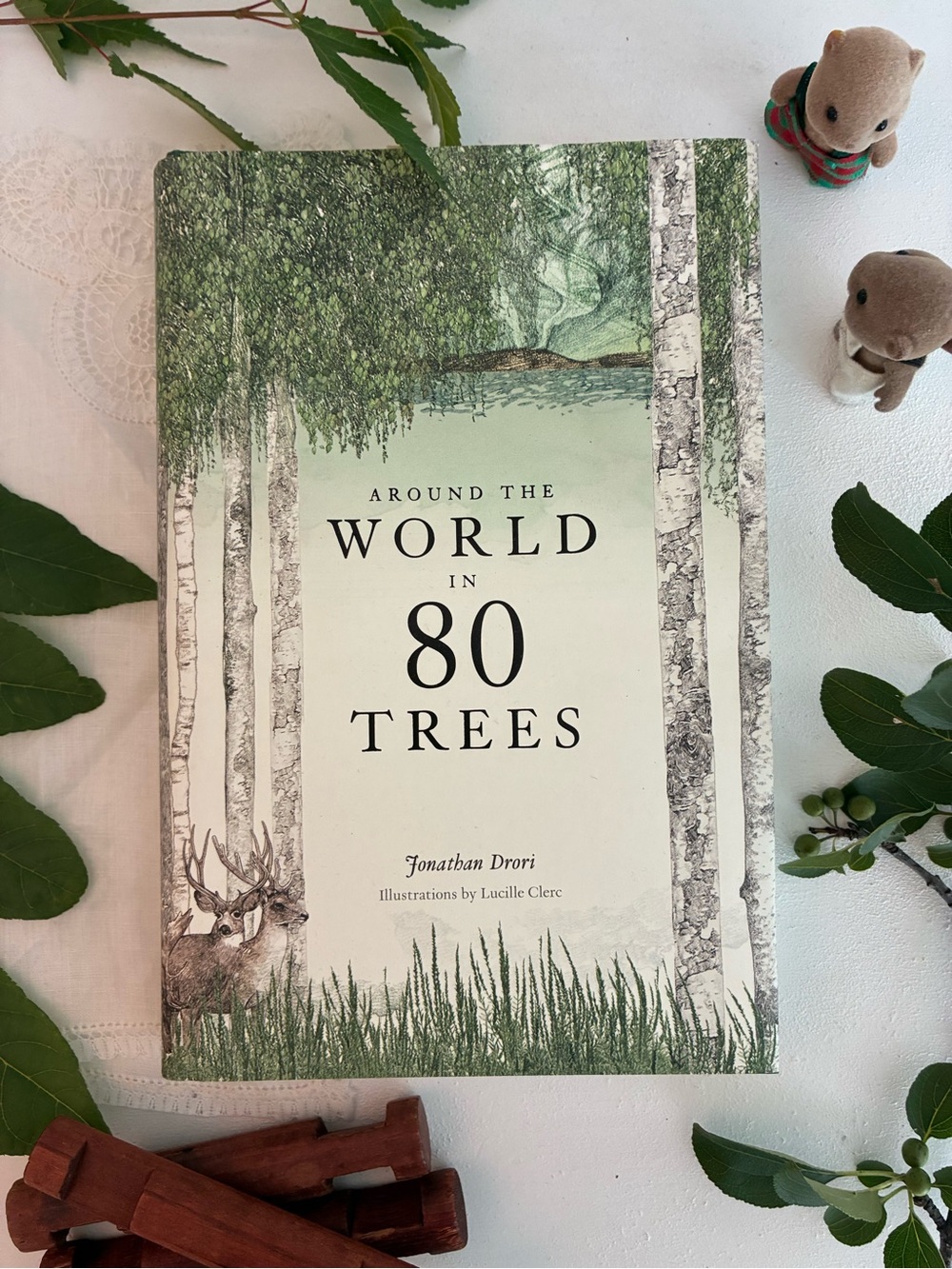 Around the World in 80 Trees - Green Illustrated Hardcover